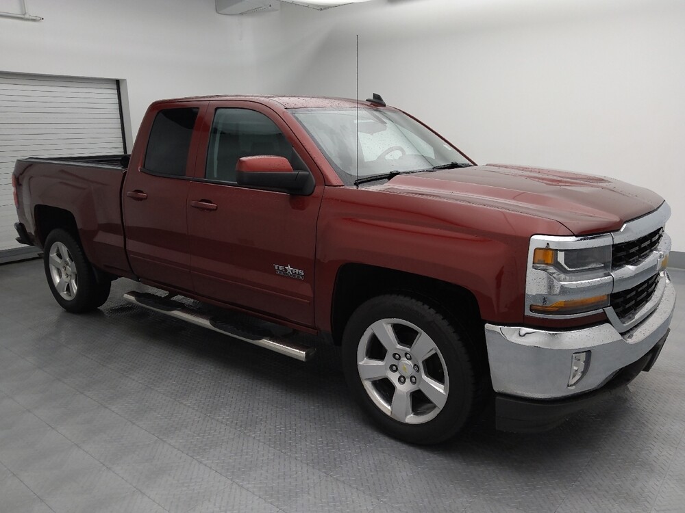 2016 Chevrolet Silverado 1500 in Wichita, KS 67207 - 18095659 11