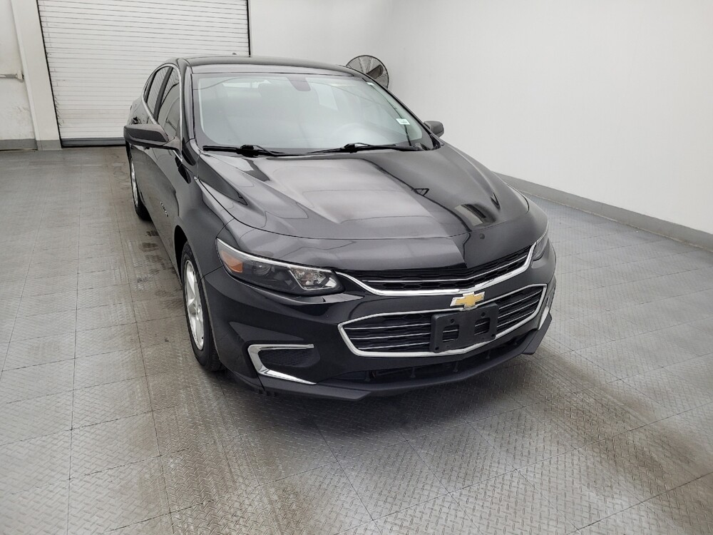 2018 Chevrolet Malibu in Charlotte, NC 28213 - 18095661 14