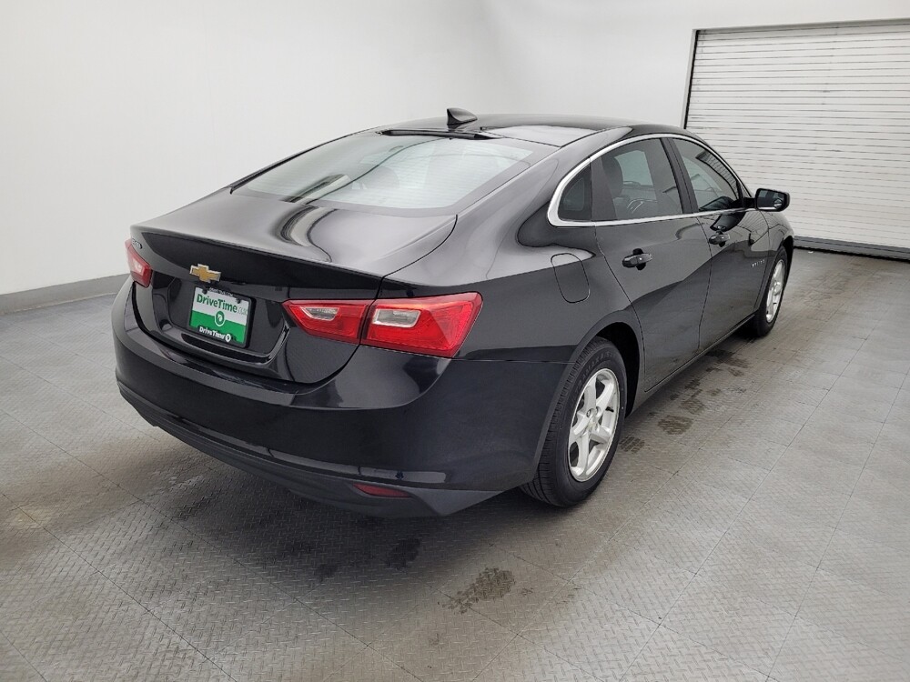 2018 Chevrolet Malibu in Charlotte, NC 28213 - 18095661 9