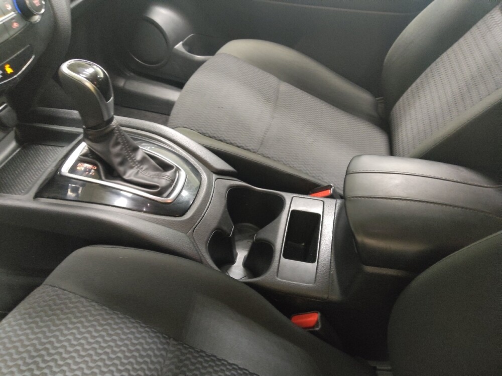 2021 Nissan Rogue Sport in Greenville, SC 29607 - 18095662 26