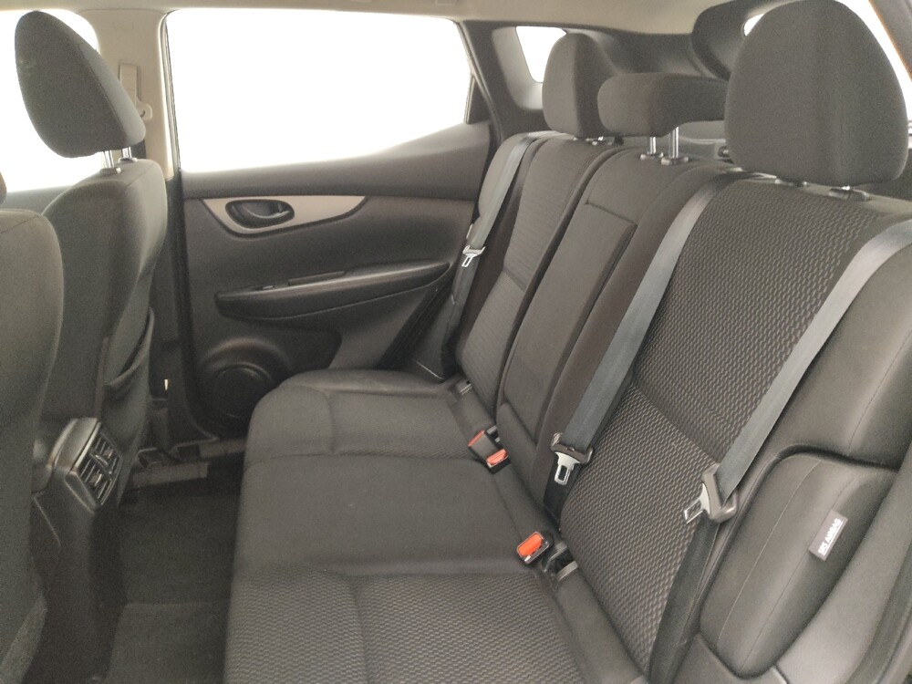 2021 Nissan Rogue Sport in Greenville, SC 29607 - 18095662 18