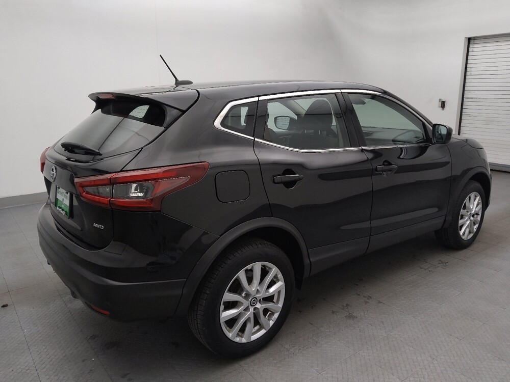 2021 Nissan Rogue Sport in Greenville, SC 29607 - 18095662 10