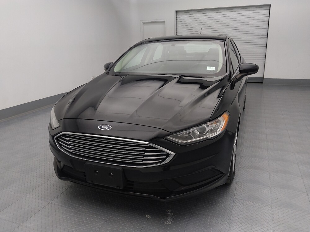 2018 Ford Fusion in Topeka, KS 66611 - 18095663 15