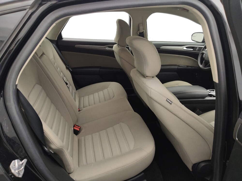 2018 Ford Fusion in Topeka, KS 66611 - 18095663 19