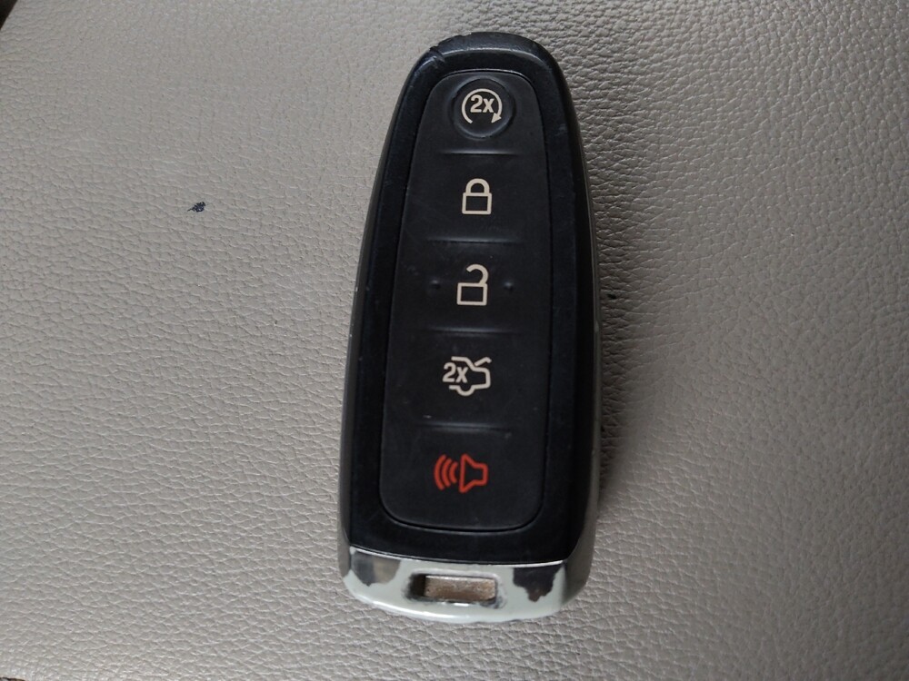 2019 Ford Escape in Conyers, GA 30094 - 18095670 32