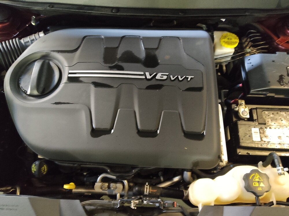 2019 Jeep Cherokee in Winston-Salem, NC 27103 - 18095672 30