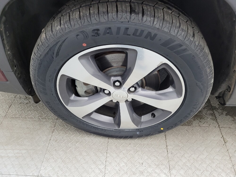 2019 Jeep Cherokee in Winston-Salem, NC 27103 - 18095672 31