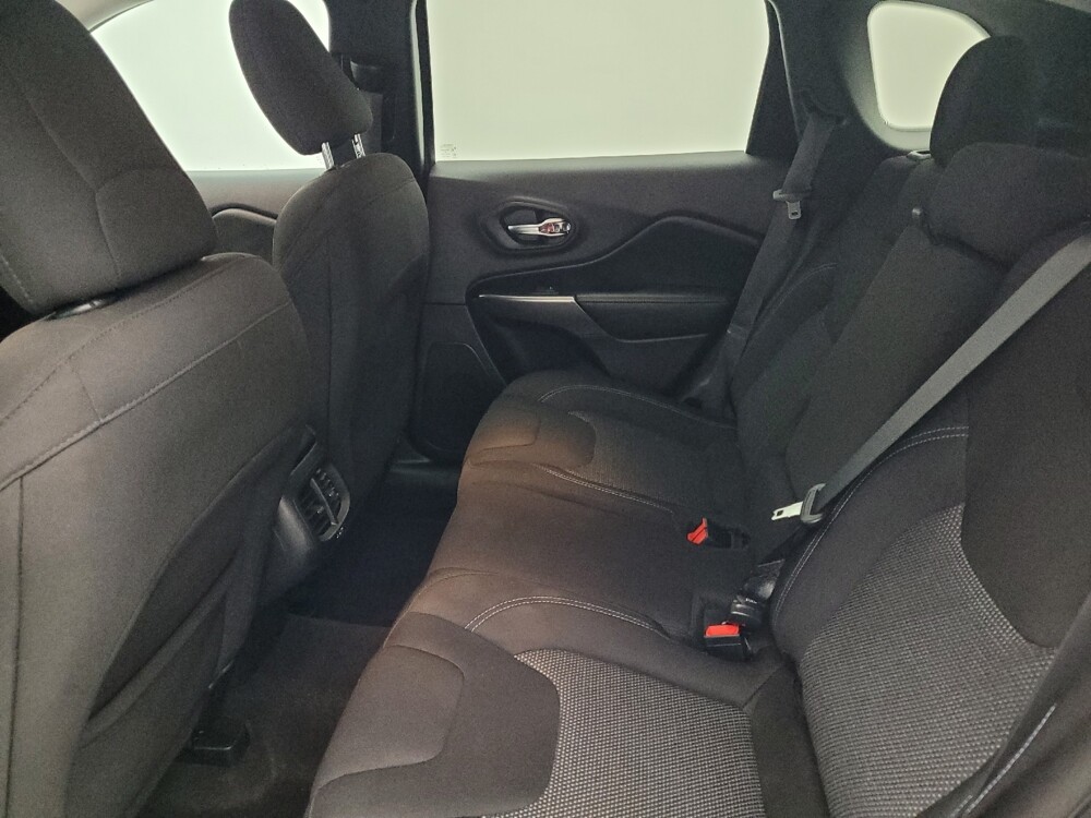 2020 Jeep Cherokee in Wilmington, NC 28405 - 18095673 18