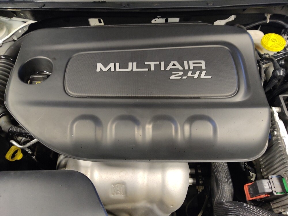 2018 Jeep Cherokee in Glendale, AZ 85301 - 18095674 30