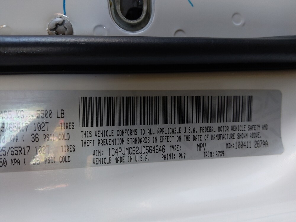 2018 Jeep Cherokee in Glendale, AZ 85301 - 18095674 33