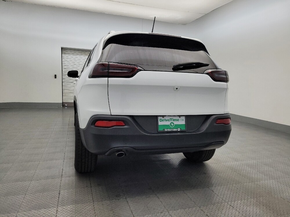 2018 Jeep Cherokee in Glendale, AZ 85301 - 18095674 6