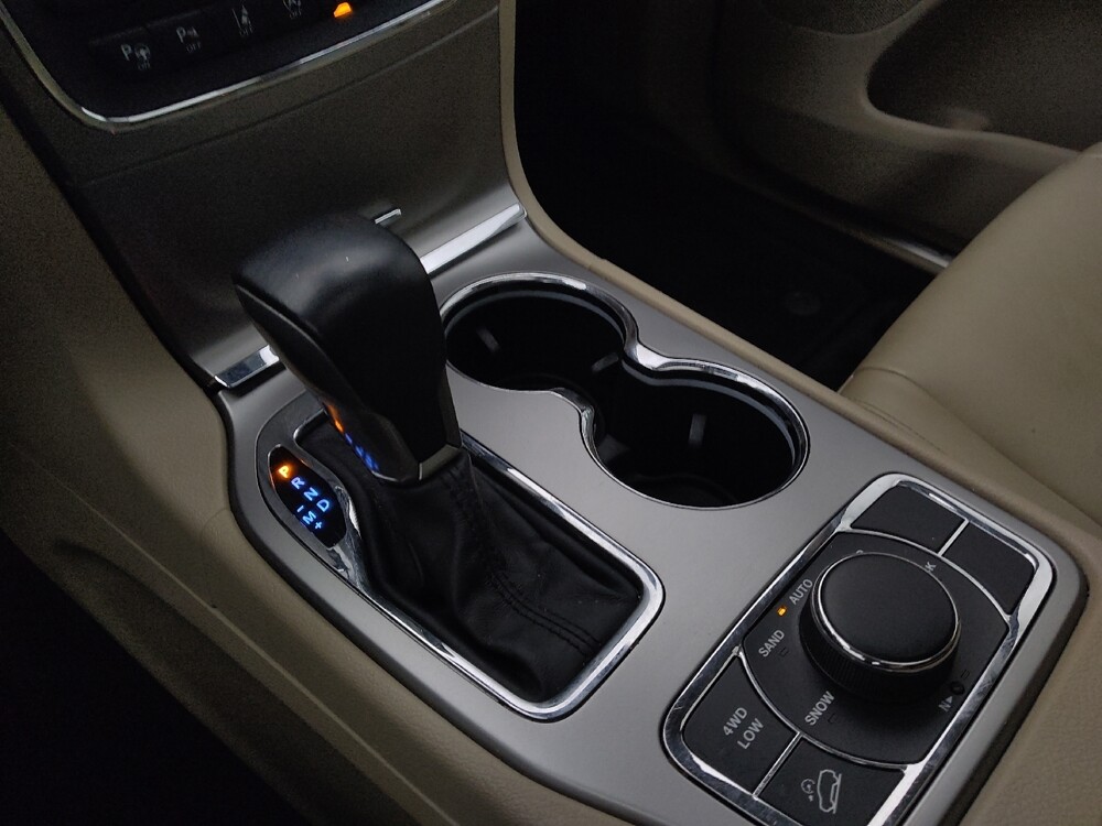 2018 Jeep Grand Cherokee in Independence, MO 64055 - 18095680 26