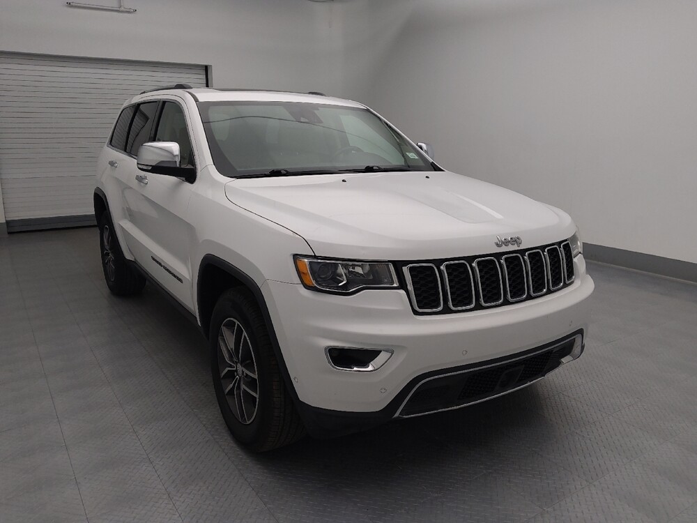 2018 Jeep Grand Cherokee in Independence, MO 64055 - 18095680 13