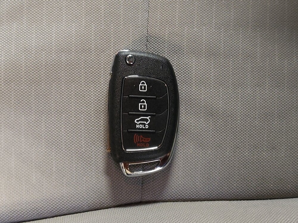 2020 Hyundai Tucson in Greenville, SC 29607 - 18095685 32