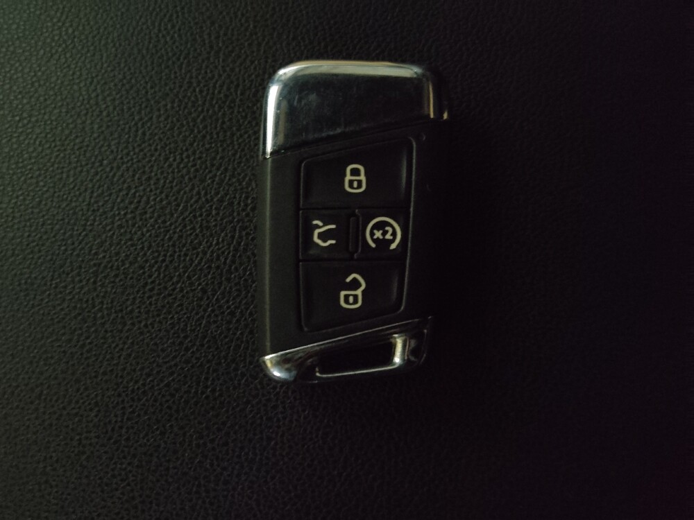 2022 Volkswagen Atlas in Duluth, GA 30096 - 18095689 32