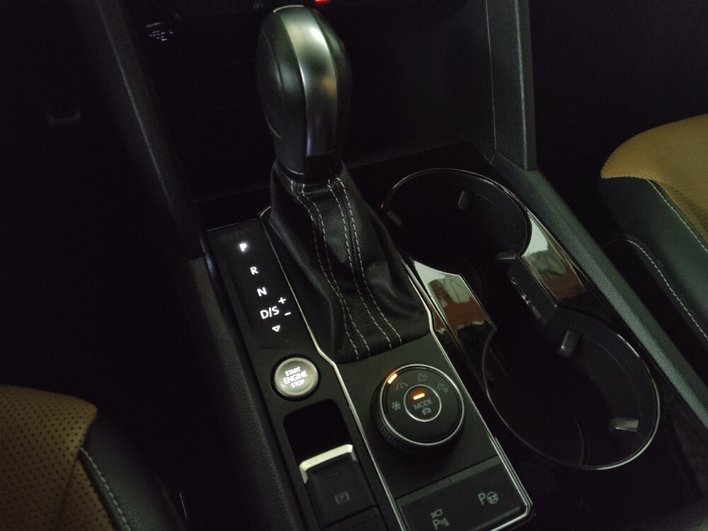 2022 Volkswagen Atlas in Duluth, GA 30096 - 18095689 26