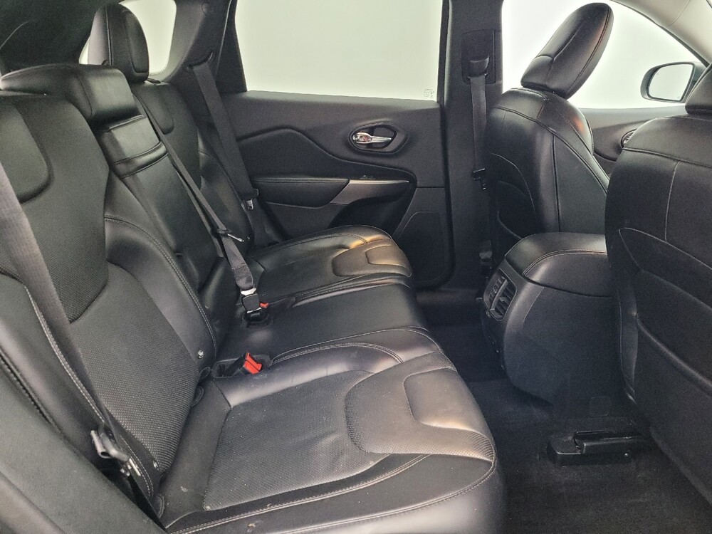 2019 Jeep Cherokee in Lauderdale Lakes, FL 33313 - 18095691 19