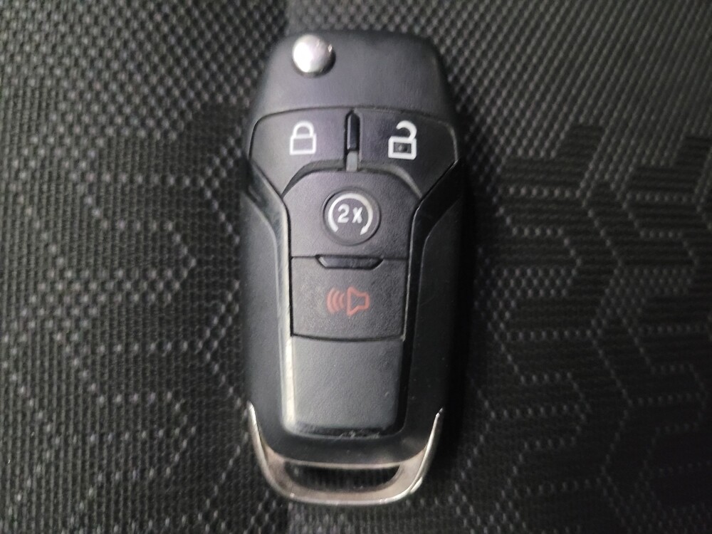 2019 Ford F150 in Riverside, CA 92504 - 18095701 32