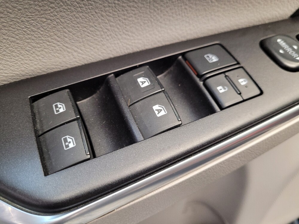 2017 Toyota Camry in El Cajon, CA 92020 - 18095705 27