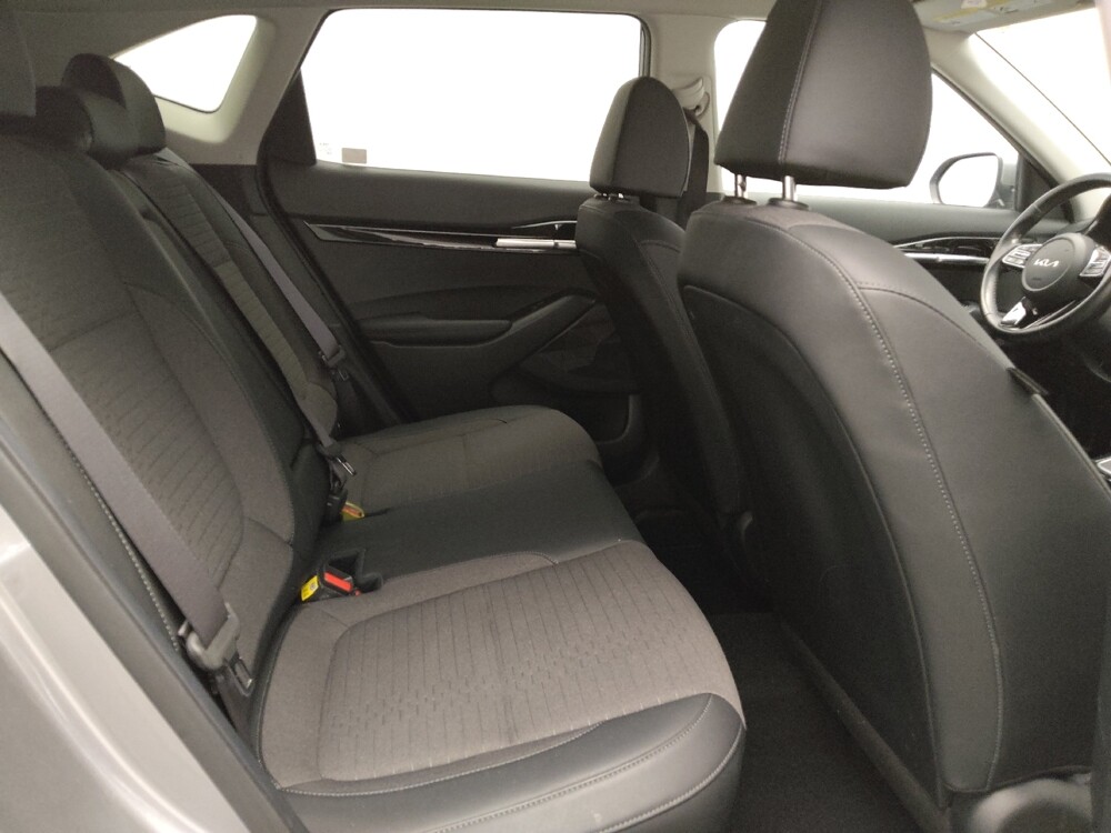 2022 Kia Seltos in El Paso, TX 79907 - 18095706 19