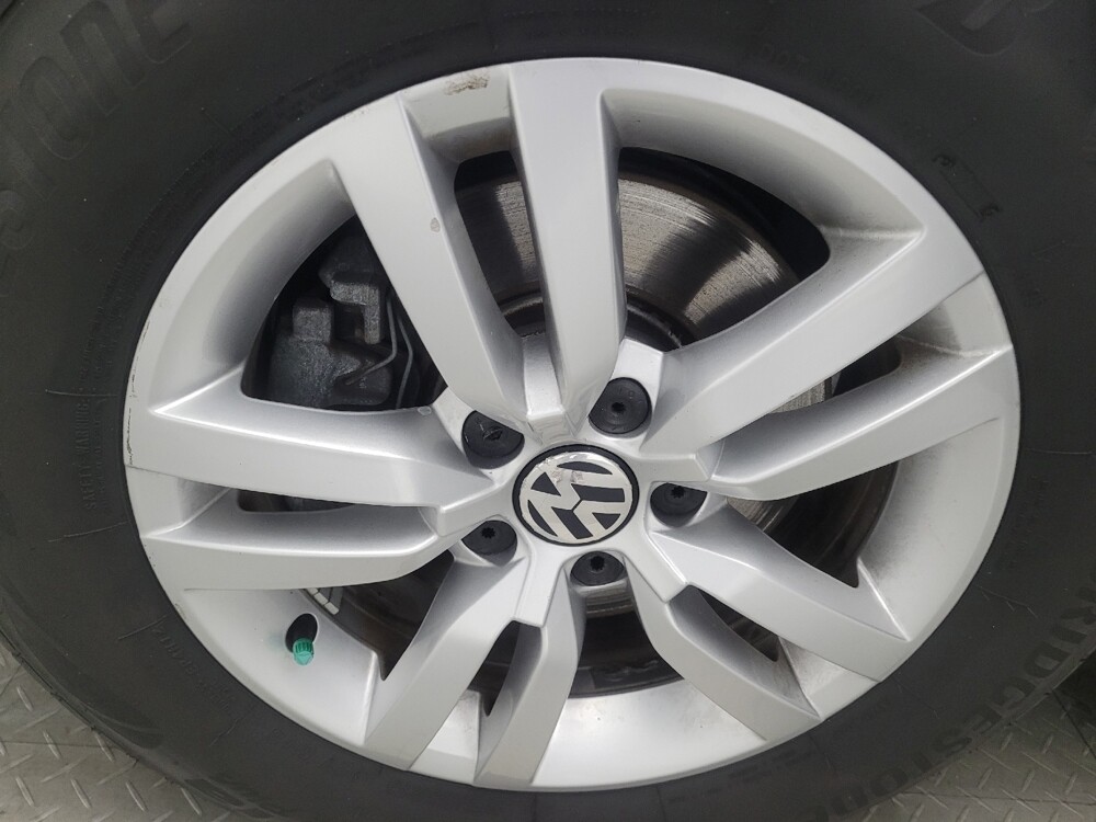 2016 Volkswagen Tiguan in Conyers, GA 30094 - 18095709 31