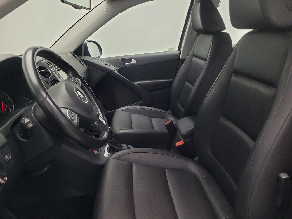 2016 Volkswagen Tiguan in Conyers, GA 30094 - 18095709 17