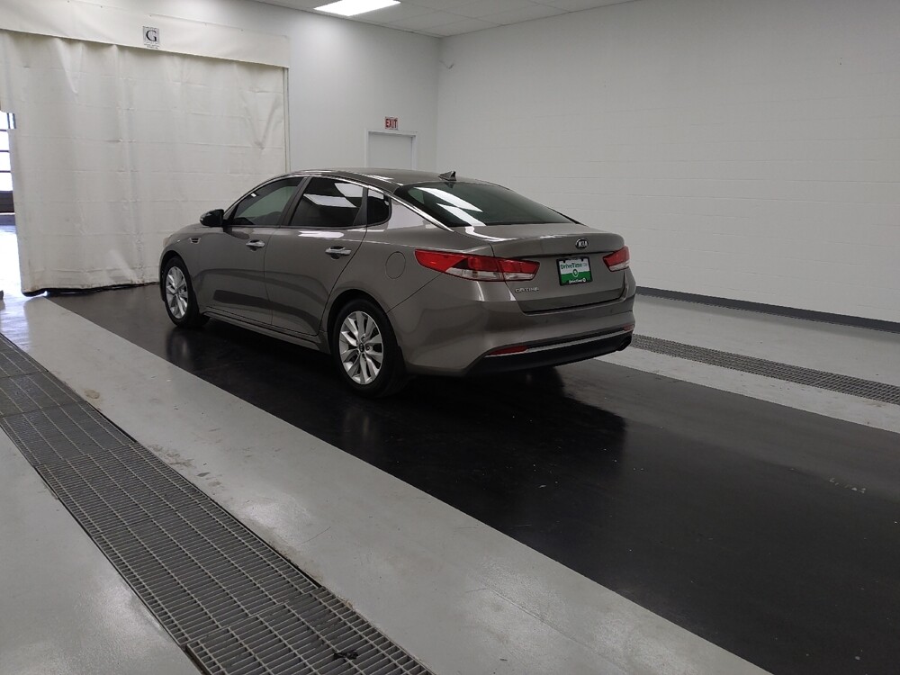 2018 Kia Optima in St. Louis, MO 63125 - 18095720 5