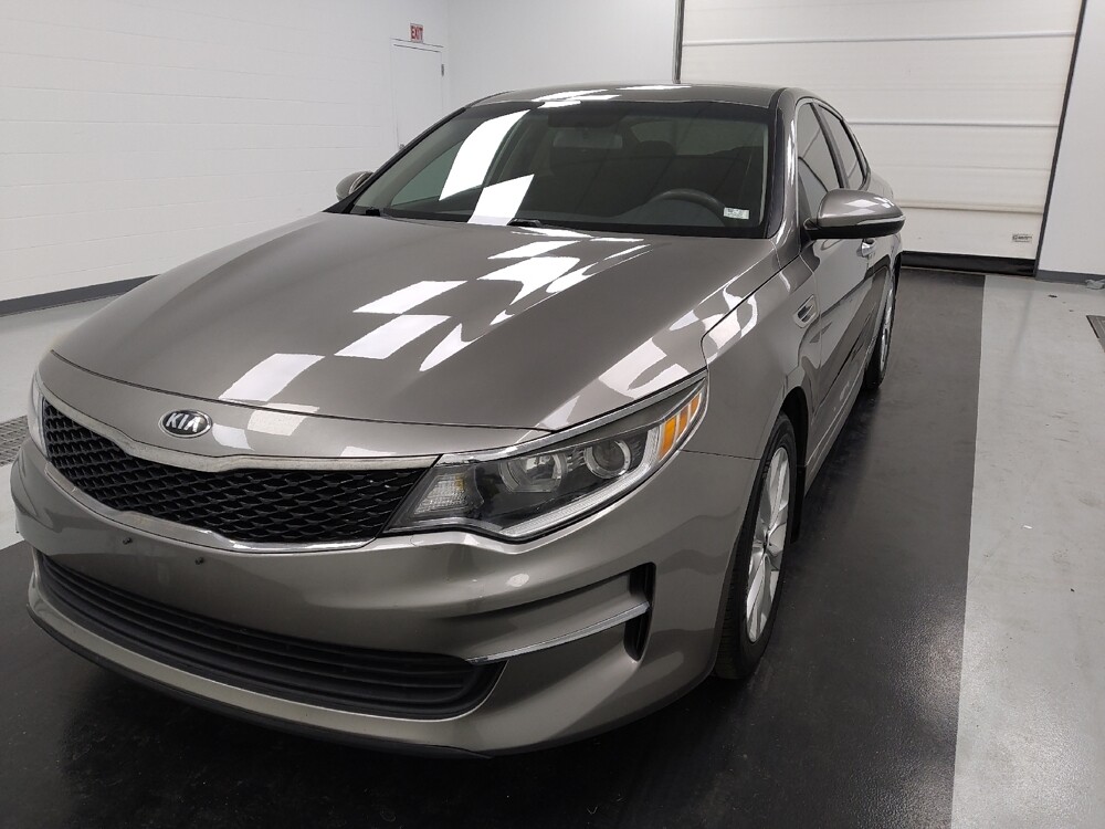 2018 Kia Optima in St. Louis, MO 63125 - 18095720 15