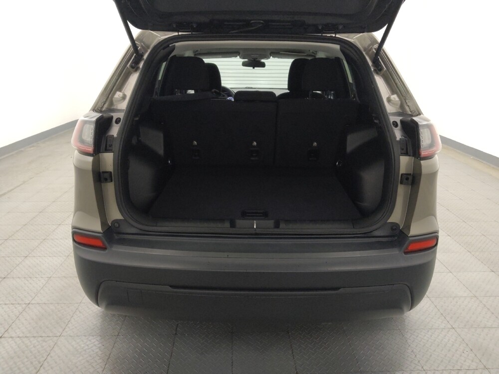 2019 Jeep Cherokee in Baton Rouge, LA 70816 - 18095724 29