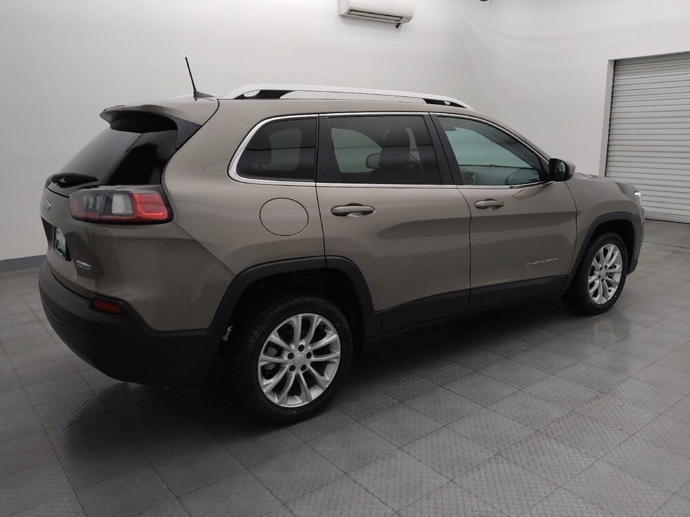 2019 Jeep Cherokee in Baton Rouge, LA 70816 - 18095724 10