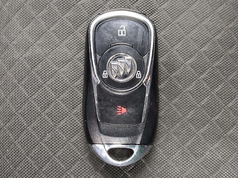 2020 Buick Encore in San Antonio, TX 78238 - 18095725 32