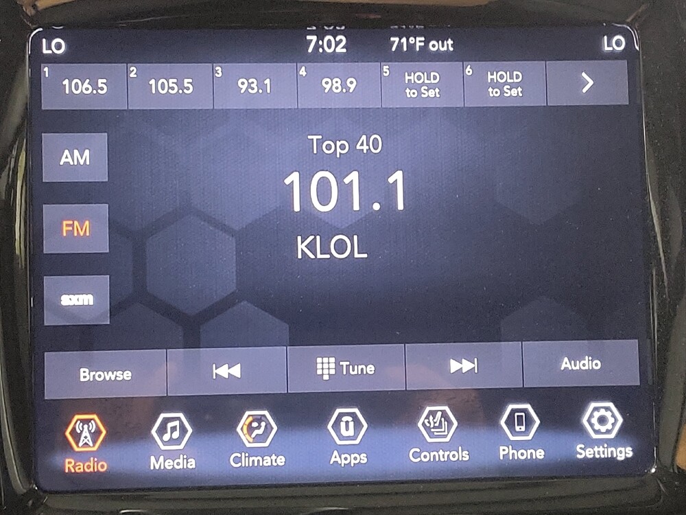 2019 Jeep Cherokee in Baton Rouge, LA 70816 - 18095734 25