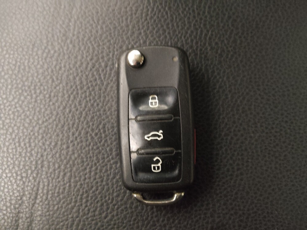 2016 Volkswagen Tiguan in Sanford, FL 32773 - 18095740 32