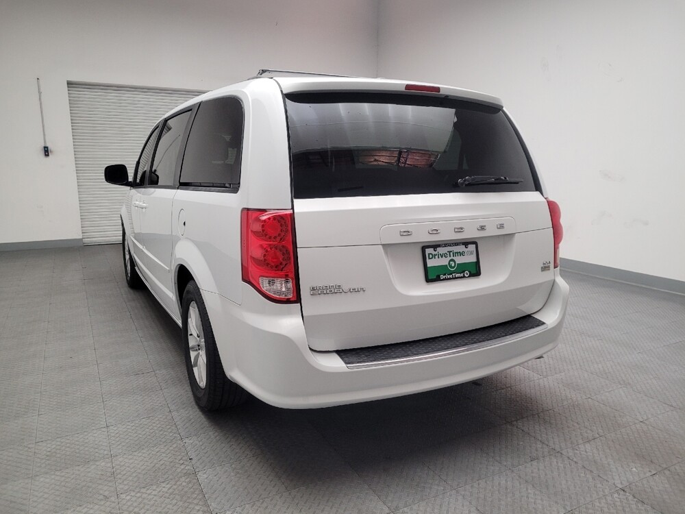 2016 Dodge Grand Caravan in Riverside, CA 92504 - 18095746 6