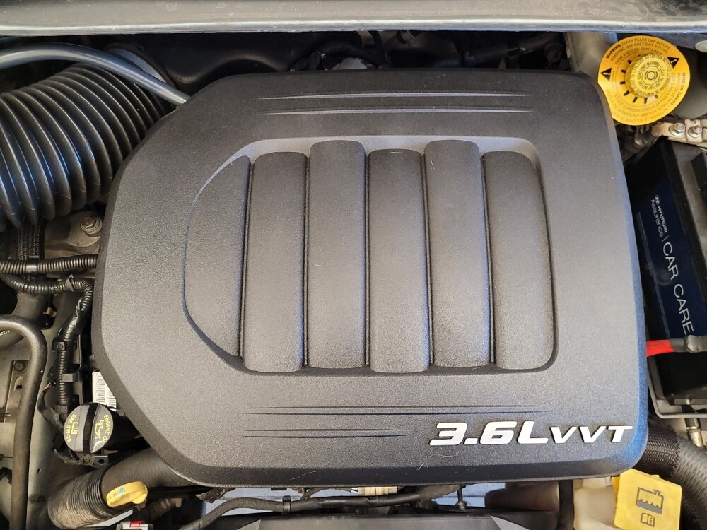 2016 Dodge Grand Caravan in Riverside, CA 92504 - 18095746 30