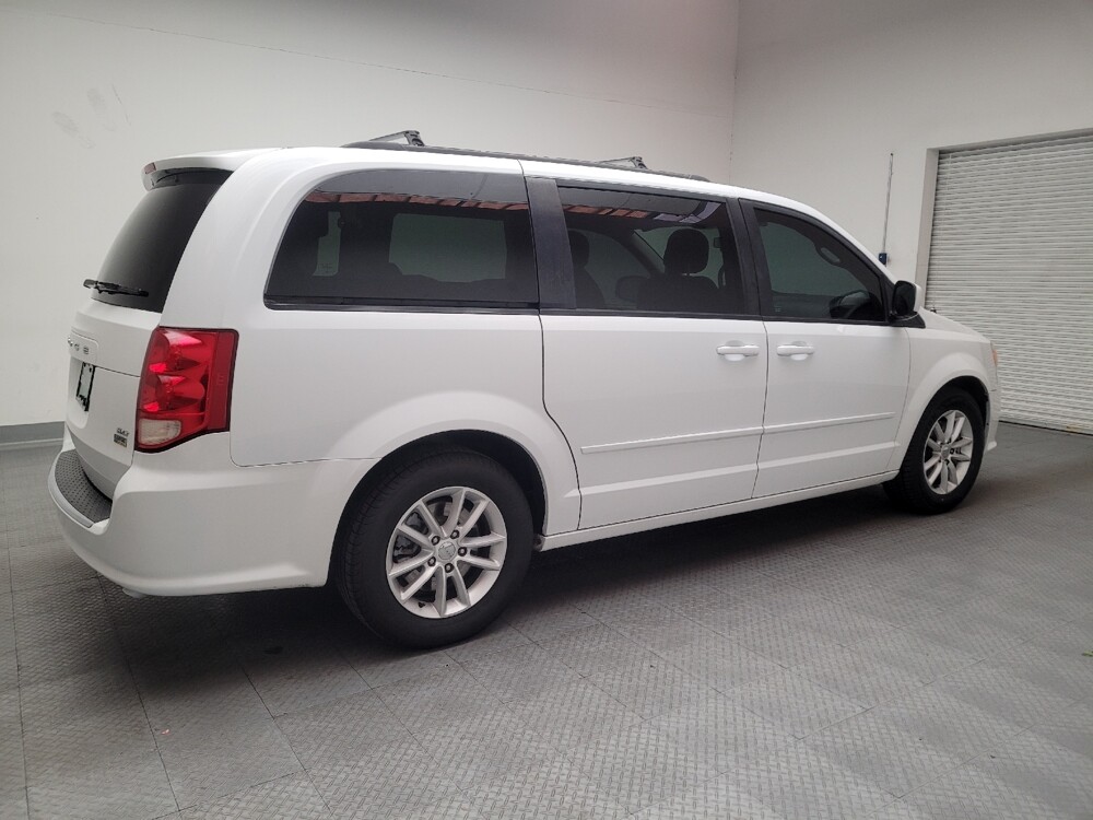 2016 Dodge Grand Caravan in Riverside, CA 92504 - 18095746 10