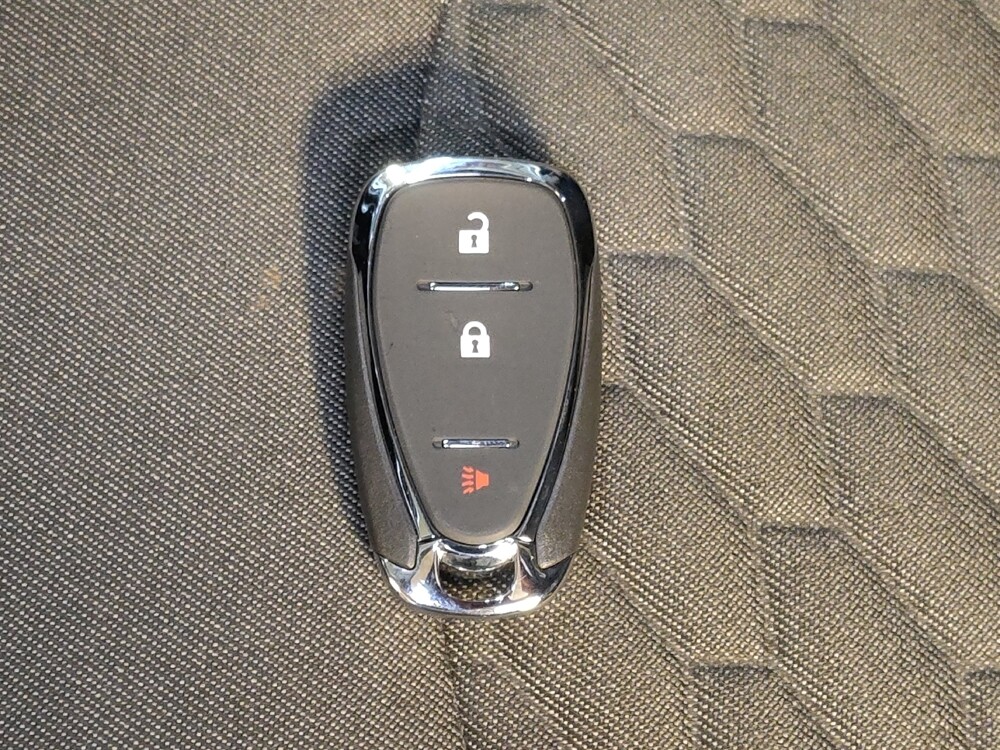 2020 Chevrolet Equinox in Greenville, SC 29607 - 18095747 32