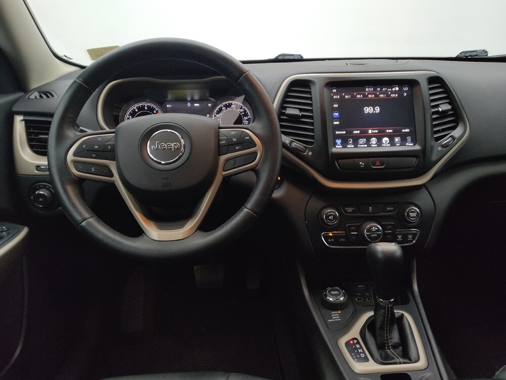 2017 Jeep Cherokee in Wichita, KS 67207 - 18095749 22