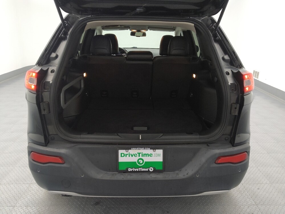 2017 Jeep Cherokee in Wichita, KS 67207 - 18095749 29