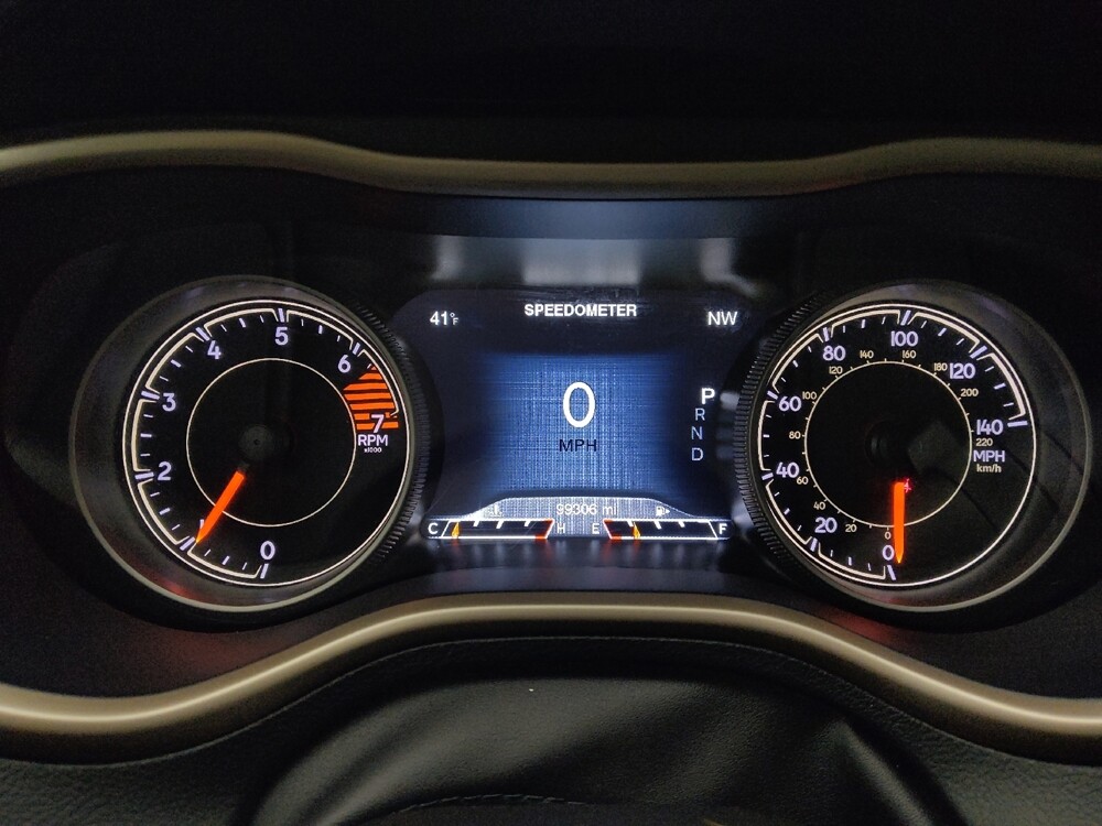 2017 Jeep Cherokee in Wichita, KS 67207 - 18095749 23