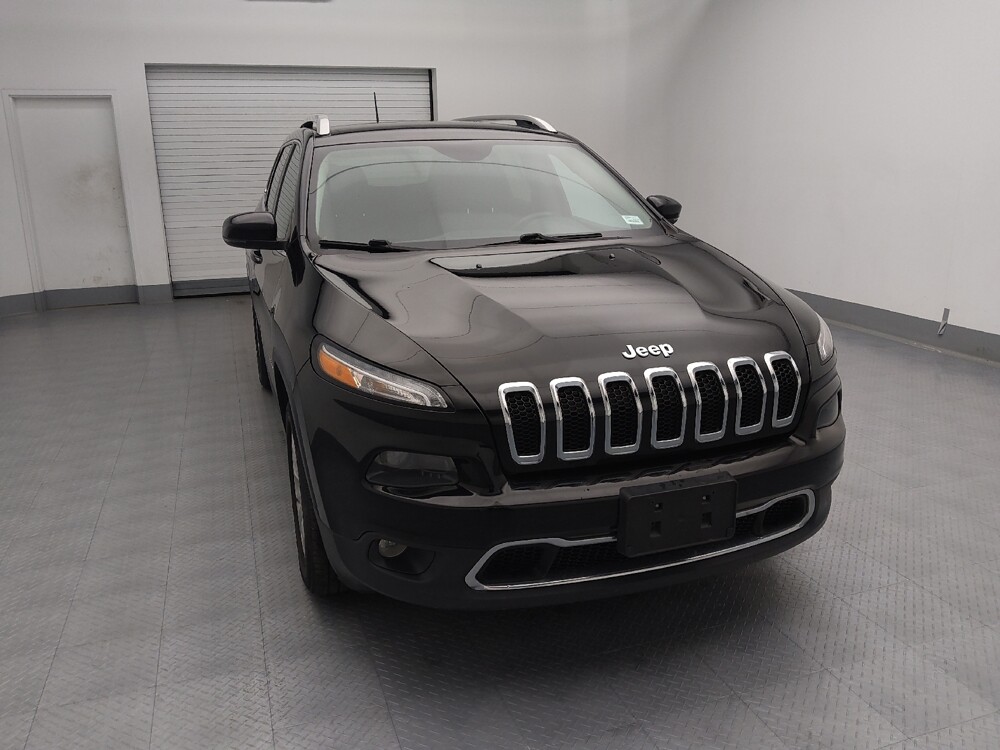 2017 Jeep Cherokee in Wichita, KS 67207 - 18095749 14