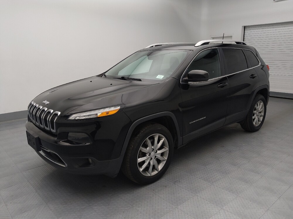 2017 Jeep Cherokee in Wichita, KS 67207 - 18095749 2
