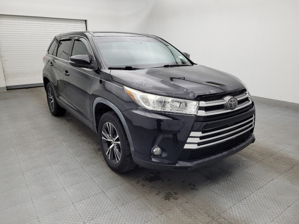 2019 Toyota Highlander in Winston-Salem, NC 27103 - 18095761 13