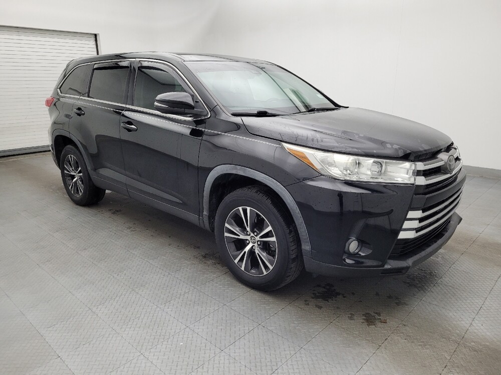 2019 Toyota Highlander in Winston-Salem, NC 27103 - 18095761 11