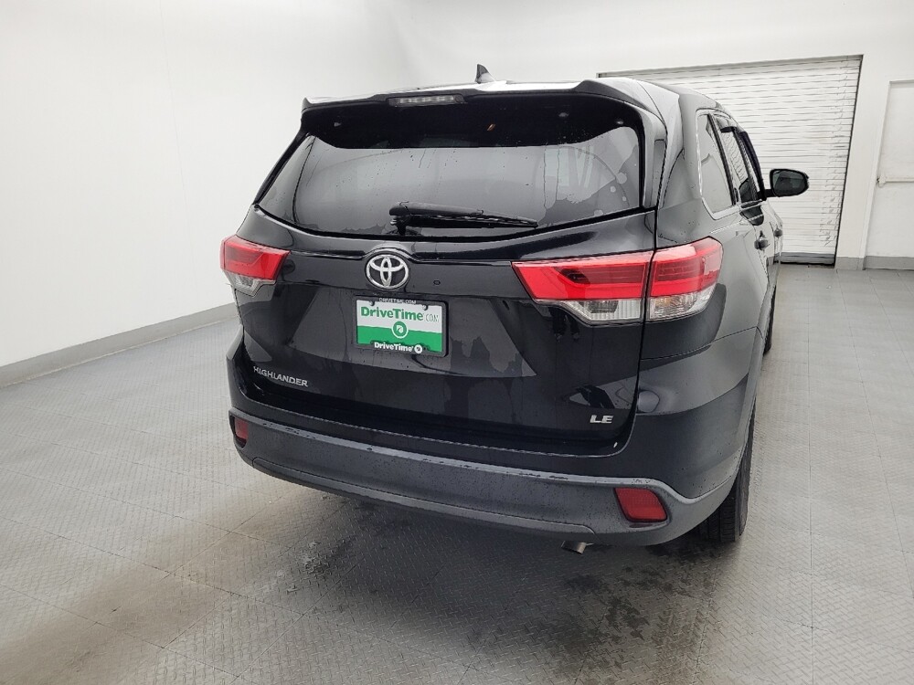2019 Toyota Highlander in Winston-Salem, NC 27103 - 18095761 7