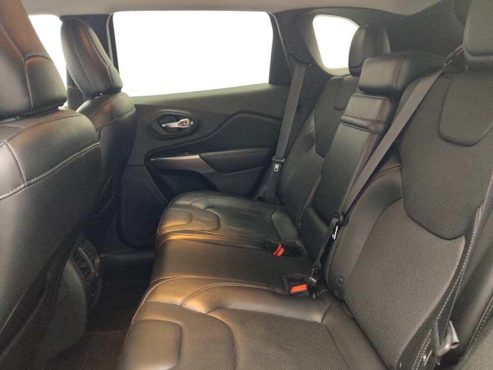 2019 Jeep Cherokee in Athens, GA 30606 - 18095767 18