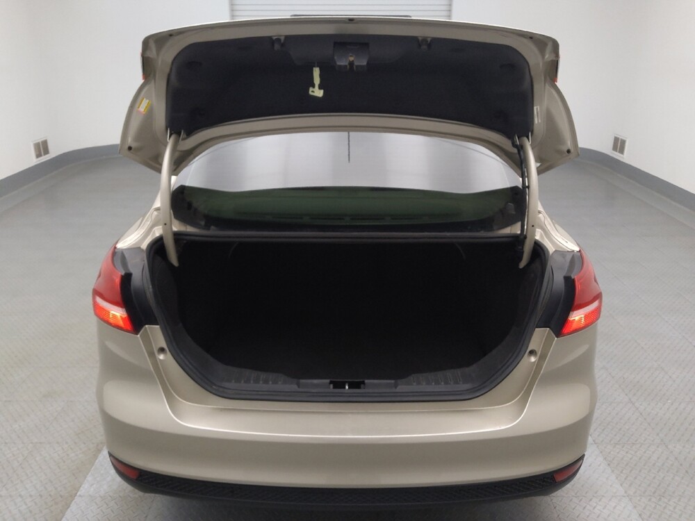 2018 Ford Focus in Albuquerque, NM 87123 - 18095774 29