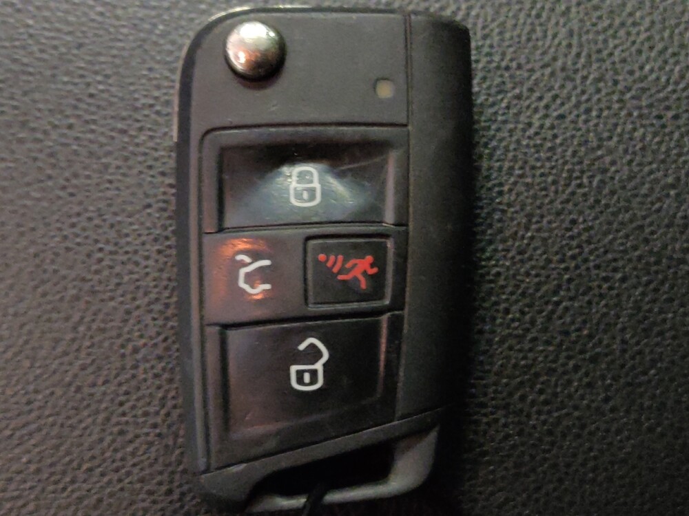 2019 Volkswagen Jetta in Live Oak, TX 78233 - 18095777 32