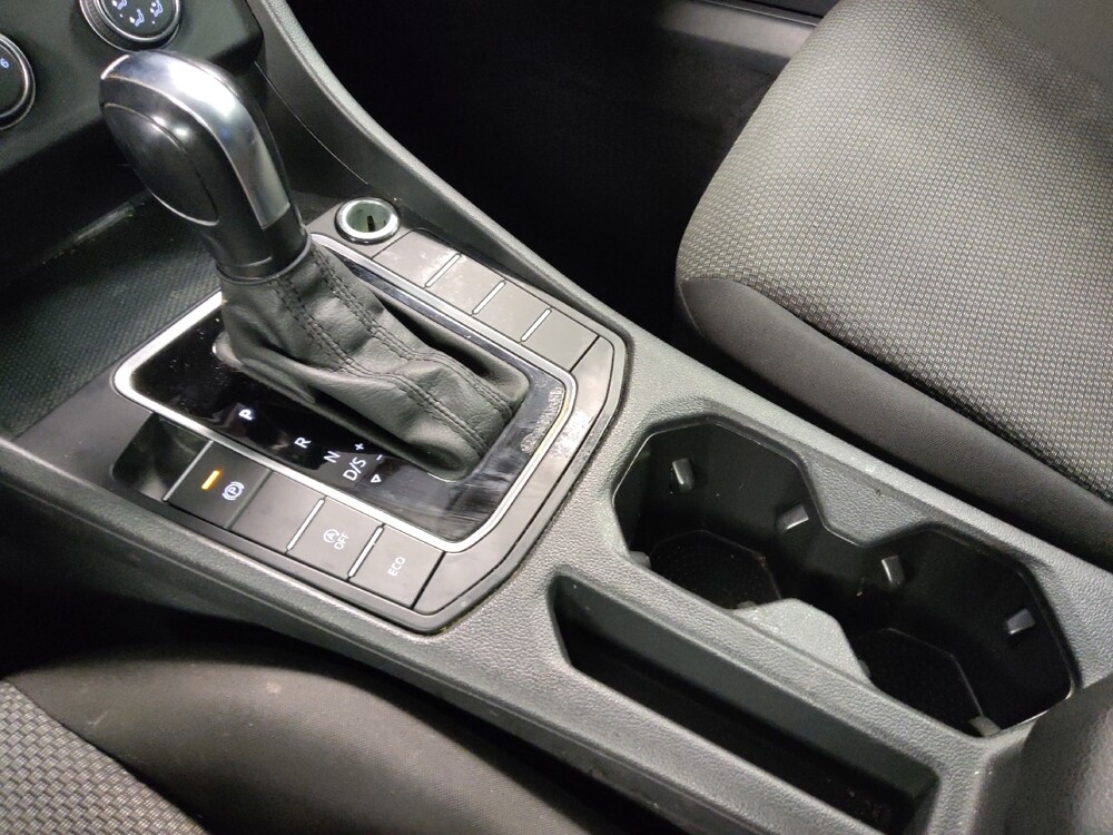 2019 Volkswagen Jetta in Live Oak, TX 78233 - 18095777 26