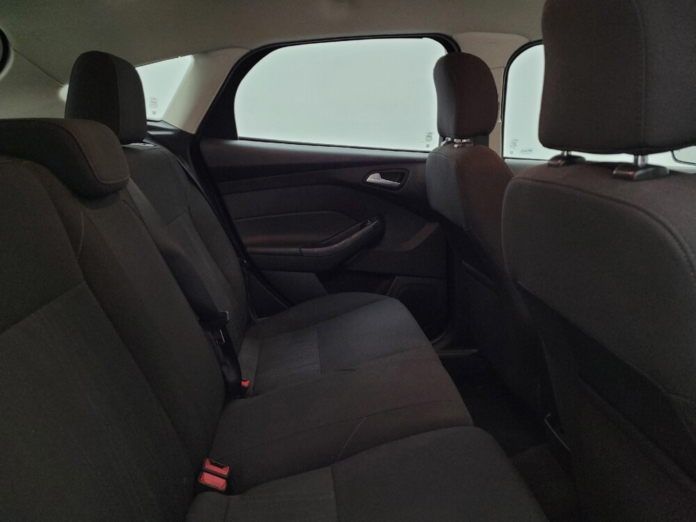 2017 Ford Focus in Columbus, OH 43231 - 18095778 19